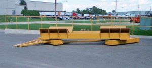 custom-lifting-roll-cart